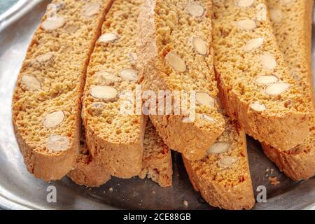 Biscotti, traditionelle italienische Mandelkekse, eine Nahaufnahme Stockfoto