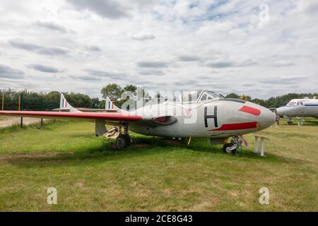 Ein De Havilland DH115 Vampir T.11 Düsenjäger, ausgestellt im De Havilland Museum, London Colney, Großbritannien. Stockfoto