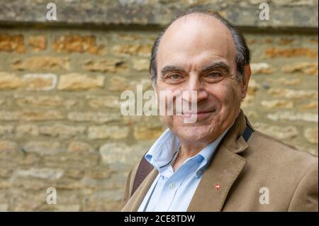 David Suchet CBE bei einem Treffen der Leica Society, deren Ehrenpräsident er ist. Stockfoto