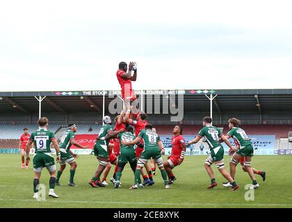 LONDON, ENGLAND. 31. AUG 2020 Maro Itoje von Saracens beim Gallagher Premiership Match zwischen London Irish und Saracens am Stoop, Twickenham. (Kredit: Jacques Feeney) Gutschrift: MI Nachrichten & Sport /Alamy Live Nachrichten Stockfoto