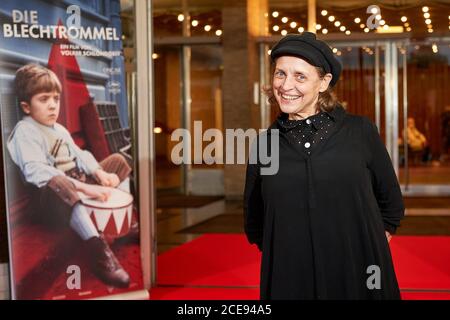 Deutschland. August 2020. Foto-Call für DIE BLECHTROMMEL beim Kino International in Berlin mit Katharina Thalbach Quelle: dpa/Alamy Live News Stockfoto