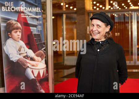 Deutschland. August 2020. Foto-Call für DIE BLECHTROMMEL beim Kino International in Berlin mit Katharina Thalbach Quelle: dpa/Alamy Live News Stockfoto