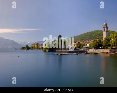 Nachmittagssonne in Verbania am Lago Maggiore. Stockfoto