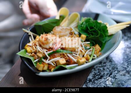 Garnelennudeln oder gebratene Nudeln, Thai-Nudeln oder Pad Thai Stockfoto