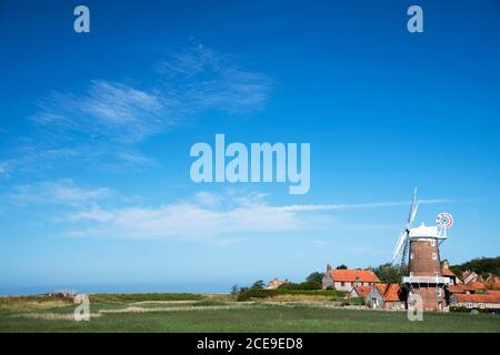 Die Windmühle von Cley in Cley Next the Sea, Norfolk, Großbritannien Stockfoto