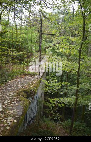 Verlassene eingestürzte Brücke Ummigsbachtalbrücke Stockfoto