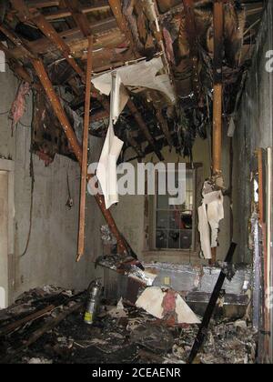 Austin, TX 10. Juni 2008: Blick auf den Flur im zweiten Stock des Gouverneurshauses von Texas, der oben auf der großen Treppe nach Westen blickt. ©Texas Governor's Office/Pool Stockfoto