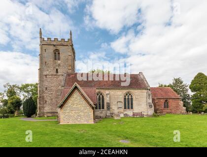 Kirche der Geburt der seligen Jungfrau Maria in Studley, Warwickshire, England. Stockfoto