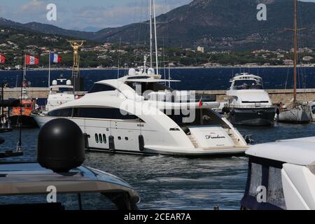 Port de Saint Tropez, Frankreich - 31. August 2020 - Landschaft Leuchtturm, Meer, Sommer - Credit Ilona Barna BIPHOTONEWS Stockfoto