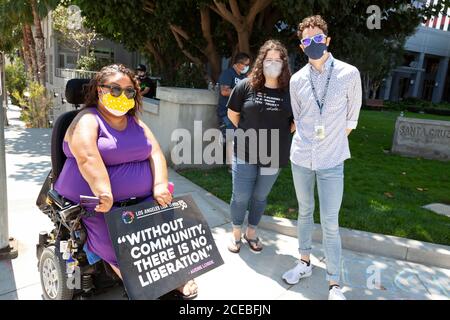 Long Beach, CA, USA - Long Beach Stimmrecht 100 Stille Sentinels hundertjährige Feier am Tag der Gleichstellung der Frauen, 26. August 2020, zur Feier des 100 Stockfoto