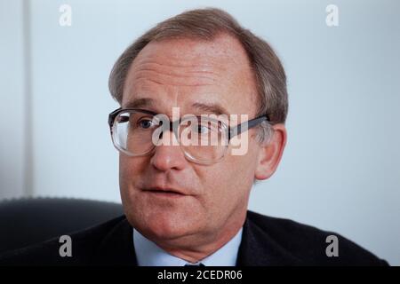 Gareth Williams QC, Vorsitzender des Anwaltsrats 1992 fotografiert in seinen London Chambers. 07. November 1991. Foto: Neil Turner Stockfoto