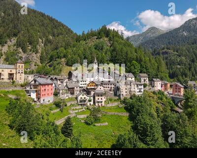 Das Dorf Fusio auf Maggia Tal in der italienischen Teil der Schweiz Stockfoto