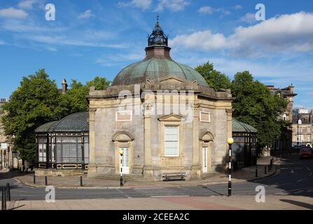 Das Äußere des Royal Pump Room Museum, Harrogate Stadtzentrum, Harrogate Yorkshire UK Stockfoto