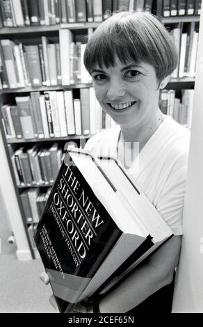 Lesley Brown, Dictionaries Editor bei der Oxford University Press, Walton Street, Oxford. 13. August 1993. Foto: Neil Turner Stockfoto