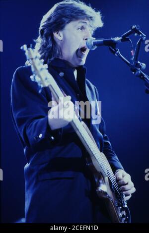 Paul Mac Cartney spielt in Lyon, 1992, Frankreich Stockfoto