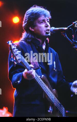 Paul Mac Cartney spielt in Lyon, 1992, Frankreich Stockfoto