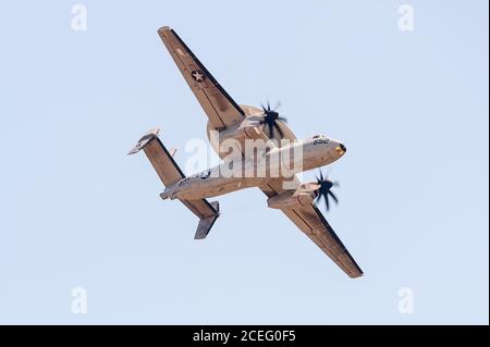 Eine Northrup Grunman E-2C Hawkeye, die auf der Westover Airshow fliegt Stockfoto