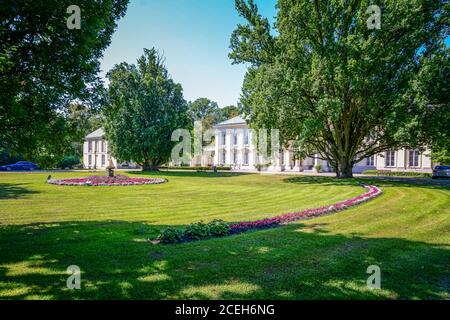 Historischer Palast in der Stadt Walewice, Polen. Stockfoto