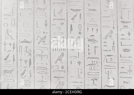 Alte ägypten Hieroglyphen auf dem Stein in BRITISH MUSEUM, London, Großbritannien geschnitzt Stockfoto