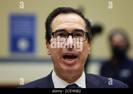 US-Finanzminister Steven T. Mnuchin bezeugt am Dienstag, den 1. September 2020, auf dem Capitol Hill vor dem Unterausschuss des Repräsentantenhauses über die Reaktion der Trump-Regierungen auf die Coronavirus-Krise.Quelle: Graeme Jennings/Pool via CNP /MediaPunch Stockfoto