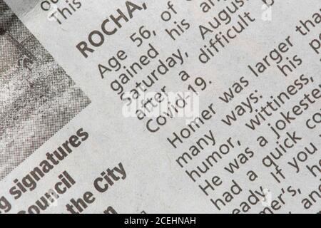 Austin, Texas, USA. September 2020. Die jüngsten Nachrufe in der Austin American-Statesman Zeitung zeigen COVID-19 und die Pandemie als primäre Todesursache für ihre Lieben. Am 1. September 2020 gab es in Texas 12,779 von 633,000 landesweit in Texas verendeten Fällen. Quelle: Bob Daemmrich/ZUMA Wire/Alamy Live News Stockfoto
