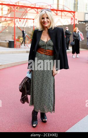 Troubadour Theatre, Wembley Park, Großbritannien. 1. September 2020.Michelle Collins kommt im Troubadour Theater an, für die Press Night von 'Sleepless, A Musical Romance' EIN neues Musical nach dem Film 'Sleepless in Seattle' mit Tom Hanks und Meg Ryan. Amanda Rose/Alamy Live News Stockfoto