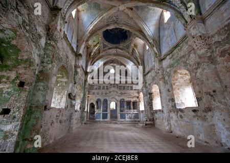 Griechisch-orthodoxe Kirche im Dorf Kayaköy, in Fethiye, Türkei verlassen Stockfoto