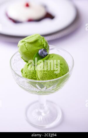 Der Grüne Tee Eisgrün. Flacher freiheitsgrad Stockfoto