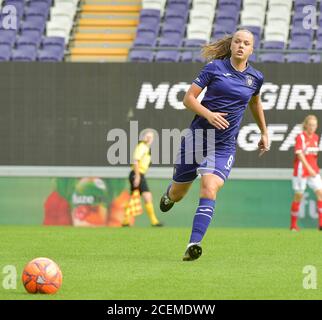 Anderlecht, Belgien. August 2020. Anderlechts Mittelfeldspieler Tine De Caigny (6) im Bild während eines weiblichen Fußballspiels zwischen RSC Anderlecht Dames und Standard Femina de Liege am ersten Spieltag der Saison 2020 - 2021 der belgischen Women's Scooore Superleague, samstag, 29. August 2020 in ANDERLECHT, Belgien . FOTO SPORTPIX.BE Dirk VUYLSTEKE Dirk Vuylsteke Sportpix.be Quelle: SPP Sport Presse Foto. /Alamy Live Nachrichten Stockfoto