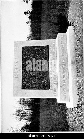 . Geschichte der Michigan-Organisationen in Chickamauga, Chattanooga und Missionary Ridge, 1863 [elektronische Ressource]. Ttery besetzt eine Position auf Cameron Hill. ANSPRACHE VON ANDREW J. HANNA am Loomis Battery Monument auf dem Schlachtfeld von Chickamauga, Georgia, 19. September 1895. Kameraden – Wir treffen uns heute, um ein Denkmal auf dieser seiner torischen Stelle zu widmen, wo vor zweiunddreißig Jahren Loomis Battery, die erste Michigan-Lichtartillerie, auf dem Altar unseres Landes das kostbare Leben von Van Pelt, Clark, McCarty, Groesbeck, Garrison, Hickey und Hemmingway legte. Die Taten dieser patriotischen Helden wi Stockfoto