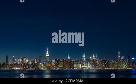 New York, USA, 21. August 2020. Manhattans Skyline von Brooklyn aus gesehen. Kredit: Enrique Shore/Alamy Stock Foto Stockfoto