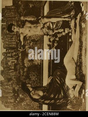 . Die deutschen Klassiker des 19. Und 20. Jahrhunderts; Meisterwerke der deutschen Literatur. Mit alten deutschen Dekorationen. Wainscotiny. Tische und Stühle aus gebeiztem Holz. Dazu eine gepflegte Bar mit Marmorplatte und hochpolierten Wasserhähnen. Hinter der Bar ein Ständer für Herzflaschen, Gläser, etc. Innerhalb dieses Standes ein kleines quadratisches Fenster zur Küche. Links, hinter der Bar, eine Tür, die zu den Innenräumen führt. Eine große Show ivindo7C mit ordentlichen Aufhängen; daneben eine Glastür OX&gt;ening auf der Straße. Rechts eine Tür zum Nebenzimmer. Dämmerung. LlESE Bansch, ordentlich und geschmackvoll Stockfoto