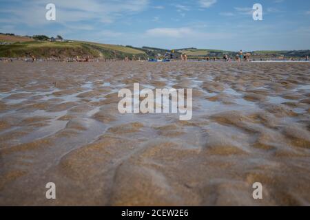 Bigbury-on-Sea Strand mit Blick auf Burgh Island, Gebiet von außergewöhnlicher natürlicher Schönheit, South West Devon Küste, England, Großbritannien Stockfoto