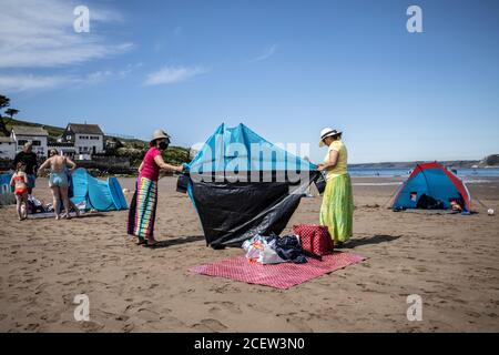Bigbury-on-Sea Strand mit Blick auf Burgh Island, Gebiet von außergewöhnlicher natürlicher Schönheit, South West Devon Küste, England, Großbritannien Stockfoto
