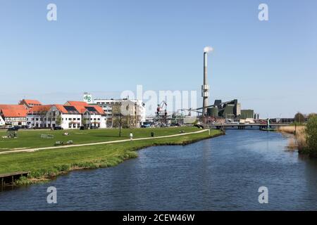 Randers, Dänemark - 5. Mai 2018: Blick auf die Stadt Randers in Dänemark mit dem Kraftwerk Verdo Stockfoto