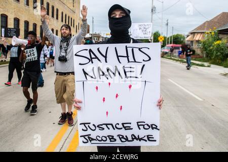 Kenosha, WI, USA. September 2020. Demonstranten demonstrieren am 1. September 2020 in Kenosha, Wisconsin, nach der Erschießung von Jacob Blake. Quelle: Chris Tuite/Image Space/Media Punch/Alamy Live News Stockfoto