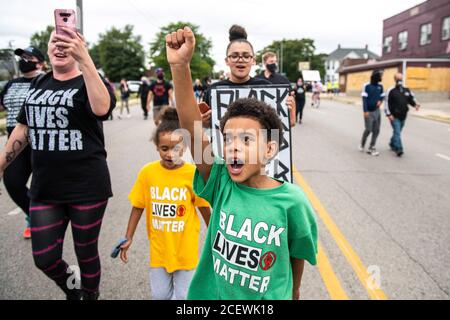 Kenosha, WI, USA. September 2020. Demonstranten demonstrieren am 1. September 2020 in Kenosha, Wisconsin, nach der Erschießung von Jacob Blake. Quelle: Chris Tuite/Image Space/Media Punch/Alamy Live News Stockfoto