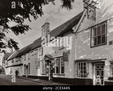 The Kings Head Pub, Bildeston, Ipswich, Suffolk. England, Großbritannien. Ca. 1990 Stockfoto