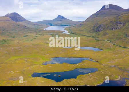 Blick in Richtung Stac Pollaidh Berg in Inverpolly Region Sutherland , Nordwesten Schottland UK Stockfoto