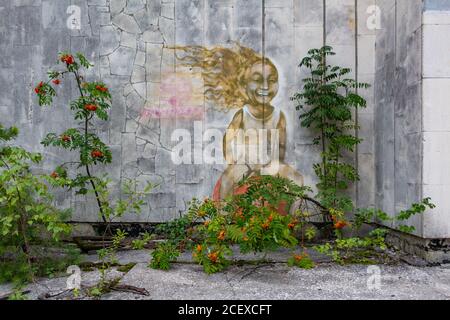 Ein Bild von einem Graffiti in einem verlassenen Gebäude Pripyat. Stockfoto