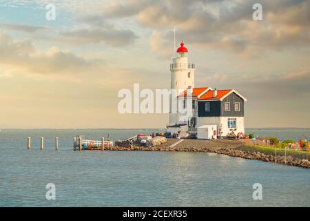 Leuchtturm in Volendam bei Amsterdam. Niederlande Stockfoto