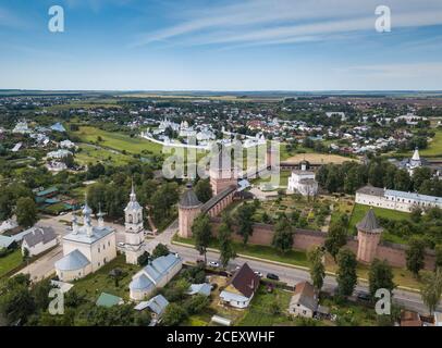 Die antike Stadt Susdal. Blick vom Glockenturm des Ehrwürdigen. Goldring von Russland. Vladimir Region. Stockfoto