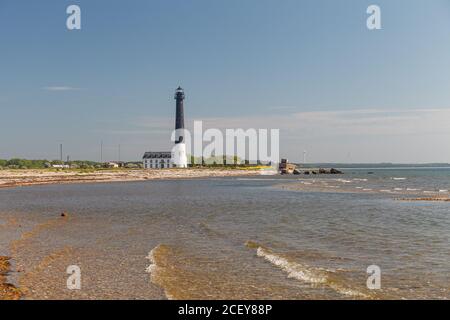 Der hohe Leuchtturm Sorve ist der bekannteste Anblick auf Saaremaa Insel in Estland Stockfoto