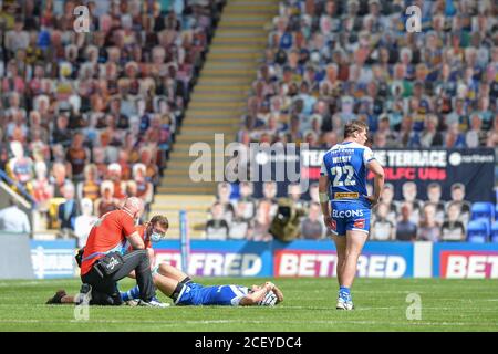 St. Helens' Theo Fages verletzt Stockfoto