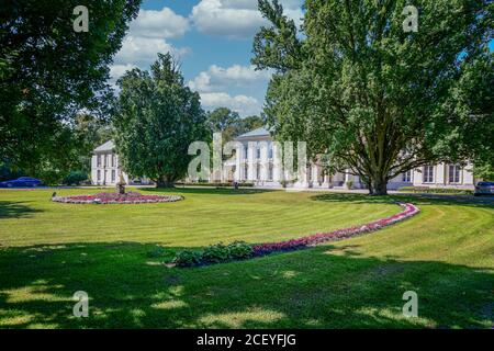 Historischer Palast in der Stadt Walewice, Polen. Stockfoto