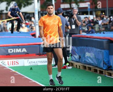 Lausanne, Schweiz. September 2020. LAUSANNE, SCHWEIZ - SEP 02: Rio 2016 Olympiasieger Thiago BRAZ aus Brasilien im Pole Vault Athletissima Lausanne City Event Zählung für die Diamond League 2020 auf dem Place de l'Europe in Lausanne Credit: Mickael Chavet/Alamy Live News Stockfoto