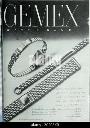 . Die Ladies' Home Journal. r Kohl und dann ging zu einem Schrank und brachte eine rot karierte Serviette. Ist fürcompany, erklärte sie,?MMHMHM aber es sieht schön unter dem Kohl. Wie eine Party.Ich zeige es so.gerade als wir bereit waren, zum LemGaylords Speicher zu gehen, erinnerte ich mich, daß Maryasexhibit keine Karte hatte und erklärte, wem der Besitzer war. Ich wollte MaryaVozech nur auf das Stück Pappe drucken, das sie mir brüstete, als sie sagte: Familie Vozech. Das, was Sie auf der Karte schreiben. Ich zögerte für einen Moment, wissend, daß es ungewöhnlich war, aber schließlich schrieb es, wie sie es wollte. Lems blaue Augen öffneten sich weit mit Unbeliefw Stockfoto