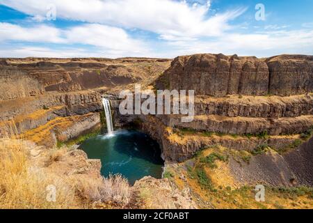 Der Palouse Falls State Park Wasserfall, See, Canyon und Schlucht in Franklin County, Washington, USA Stockfoto