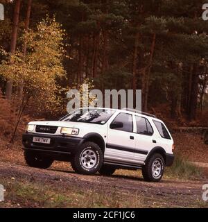 1999 Vauxhall Frontera LWB 4x4 an der Offroad Driving School UK. Stockfoto