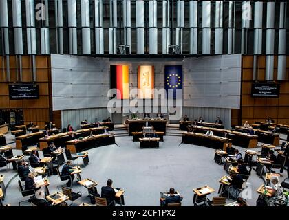 Berlin, Deutschland. September 2020. Die Mitglieder des parlaments treffen sich in der Plenarsitzung des Berliner Abgeordnetenhauses zur aktuellen Stunde zu Ordnung und Sicherheit. Quelle: Fabian Sommer/dpa/Alamy Live News Stockfoto